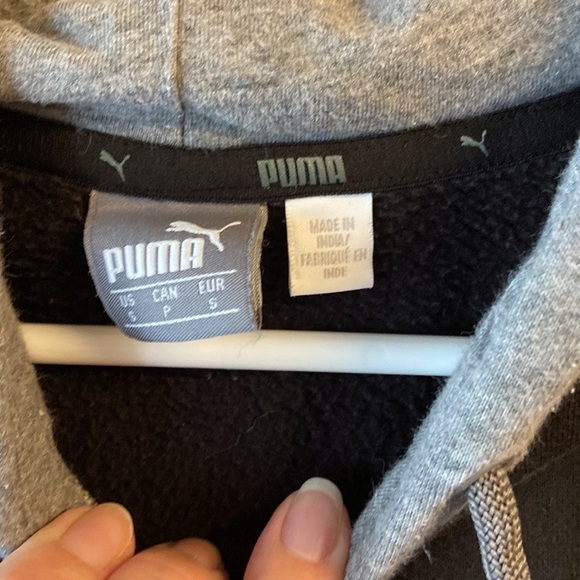 Puma Small Grey Hoodie - Picture 4 of 5
